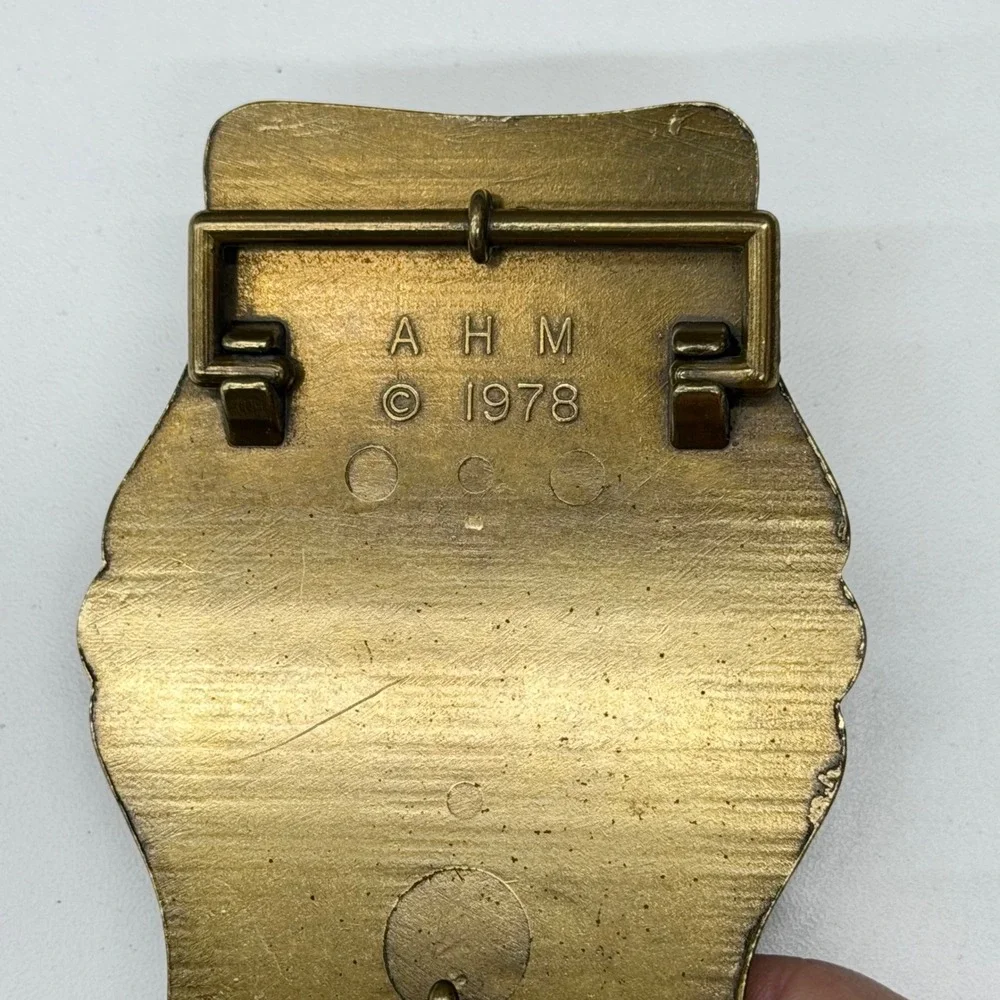 Vtg 1978 AHM Collie Dog Brass Belt Buckle‎ Enamel 3D Relief Animal Collectible